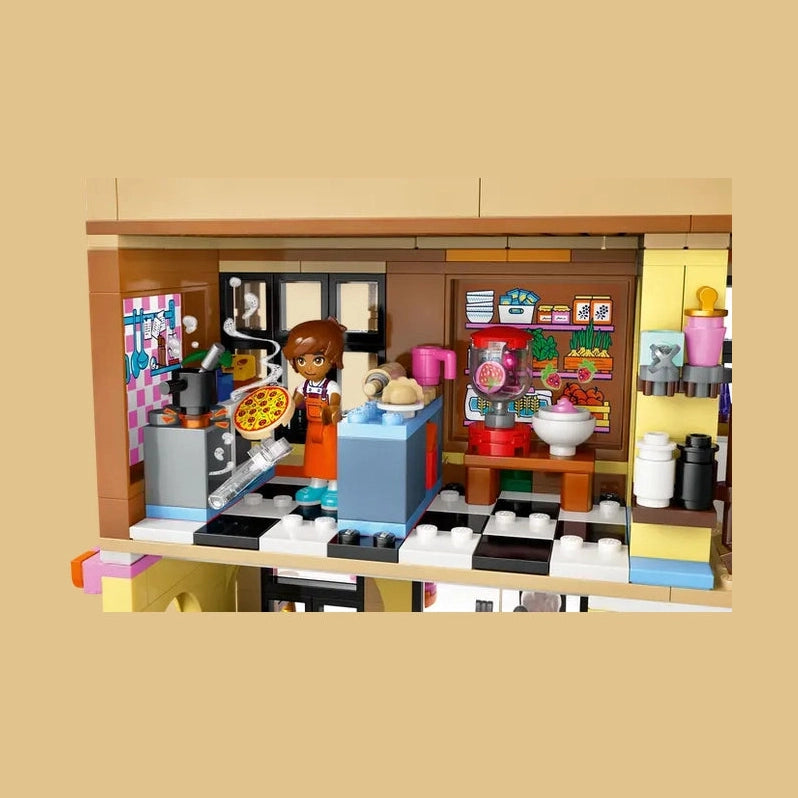 LEGO Friends Restaurant and Cooking School (42655) by LEGO