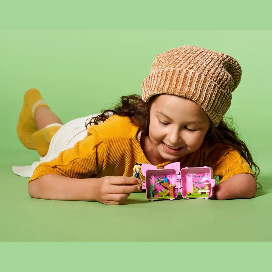 LEGO Friends Stephanie's Cat Cube (41665) by LEGO