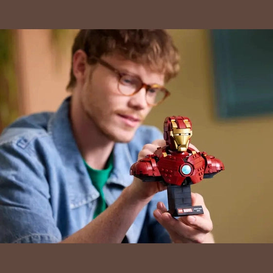 LEGO Iron Man MK4 Bust (76327) by LEGO