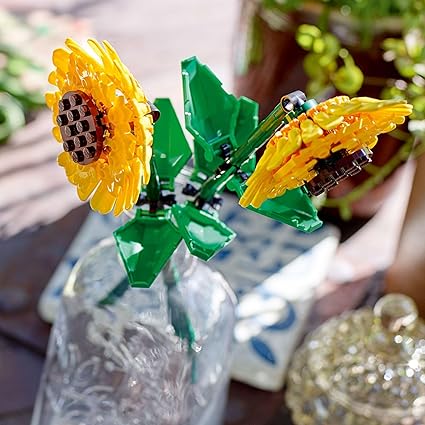 LEGO Sunflowers (40524) by LEGO