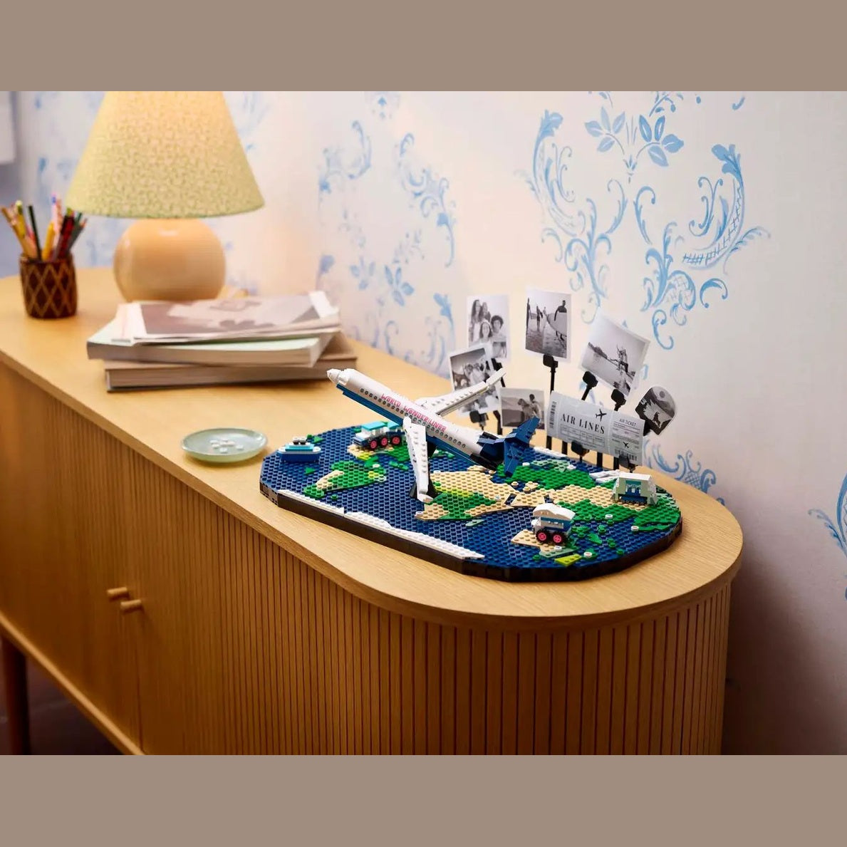 LEGO Travel Moments (41838) by LEGO