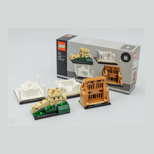 LEGO World Of Wonders (40585) by LEGO