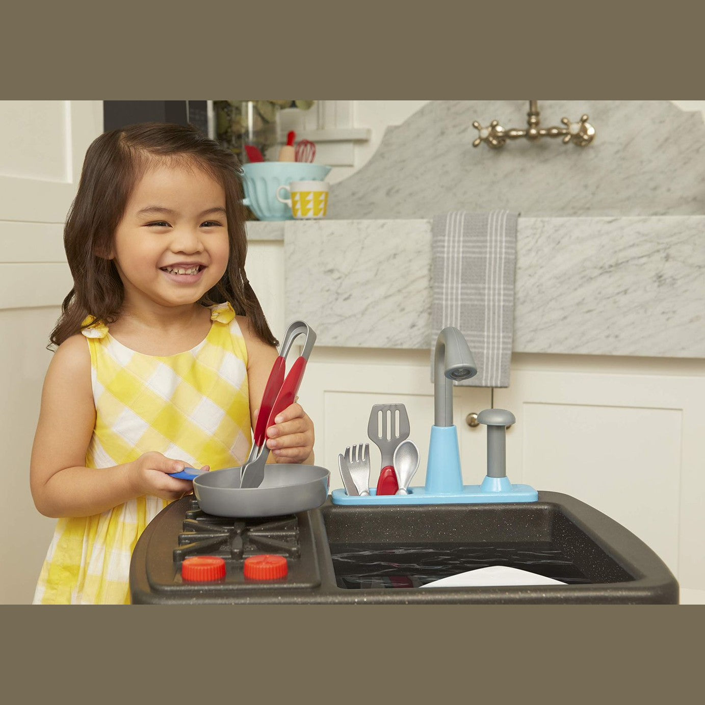 LITTLE TIKES MY FIRST SINK & STOVE