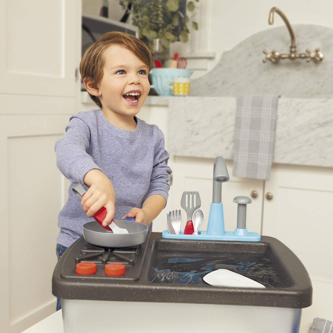LITTLE TIKES MY FIRST SINK & STOVE
