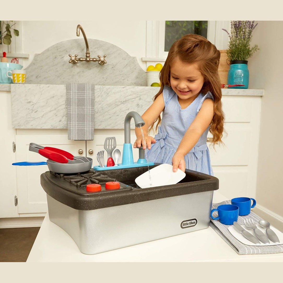 LITTLE TIKES MY FIRST SINK & STOVE