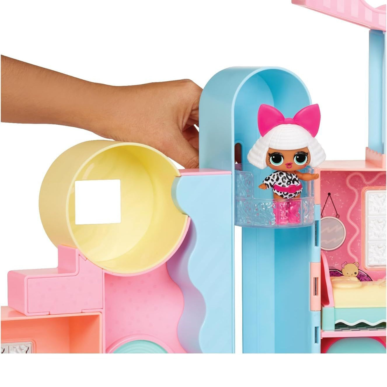LOL SQUISH SAND MAGIC HOUSE by MGA Entertainment