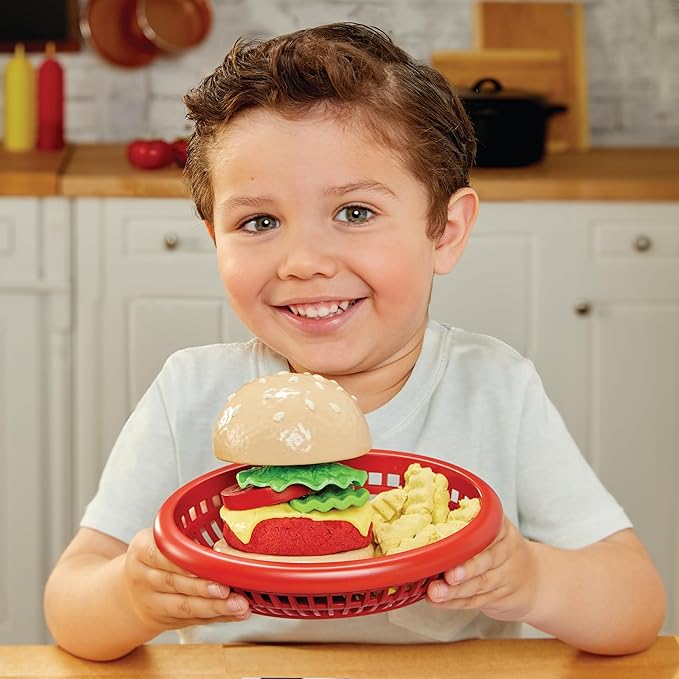 Little Tikes Creative Chefs Cheeseburger and Fries Kit with by MGA Entertainment