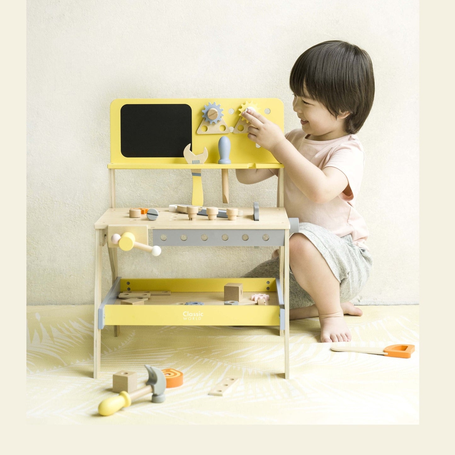 MODERN TOOL BENCH by Classic World