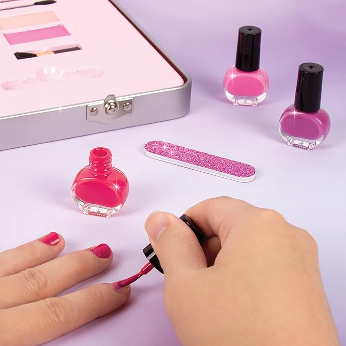 Make It Real: Glam Makeup Set by Make It Real !