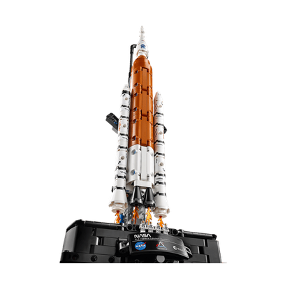 LEGO NASA Artemis Space Launch System Rocket (42221) by LEGO