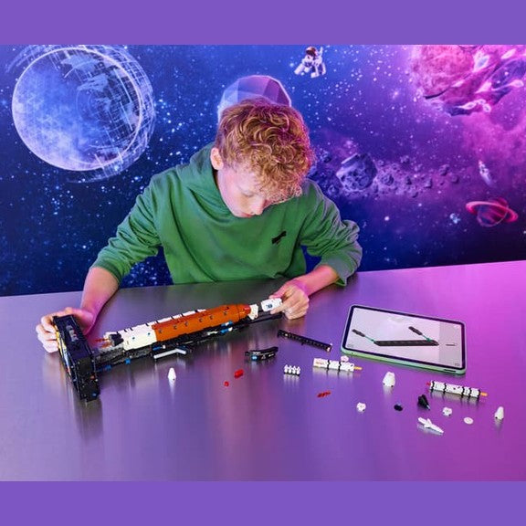 LEGO NASA Artemis Space Launch System Rocket (42221) by LEGO