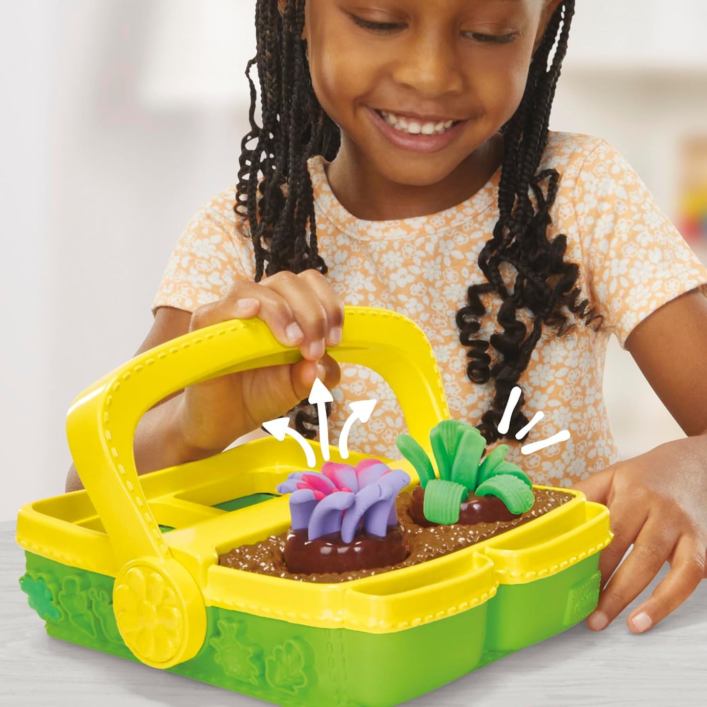 PLAY-DOH BLOOMING FLOWERS by Hasbro