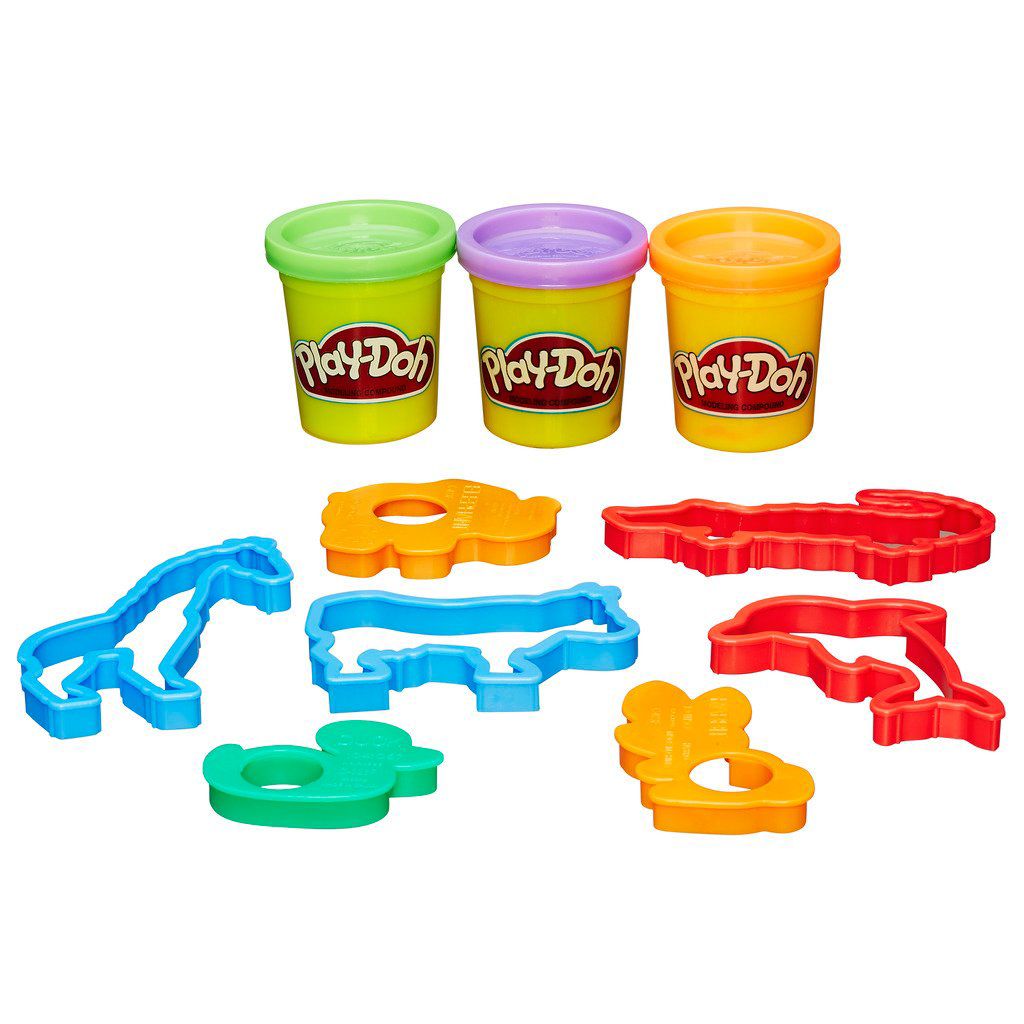PLAY-DOH BUCKET ASSORTED by Hasbro