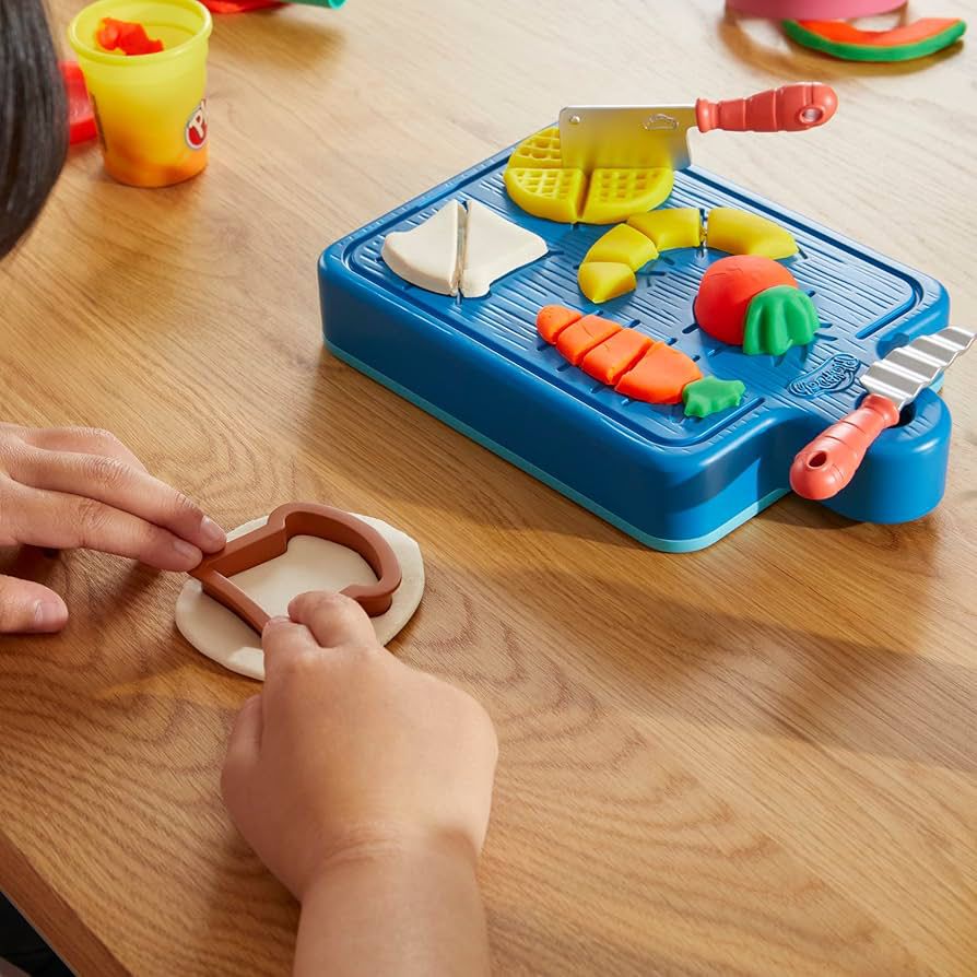 PLAY DOH LITTLE CHEF STARTER SET by Hasbro