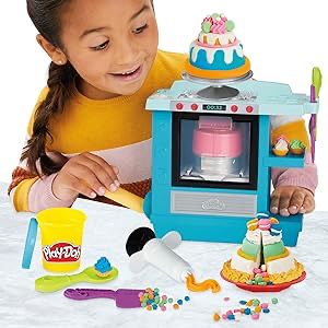 PLAY DOH RISING CAKE OVEN PLAYSET by Hasbro