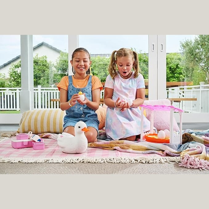 Pets Alive Mama Duck Surprise