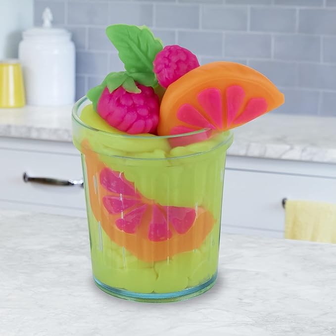 Play-Doh Kitchen Creations Juice Squeezin by Hasbro