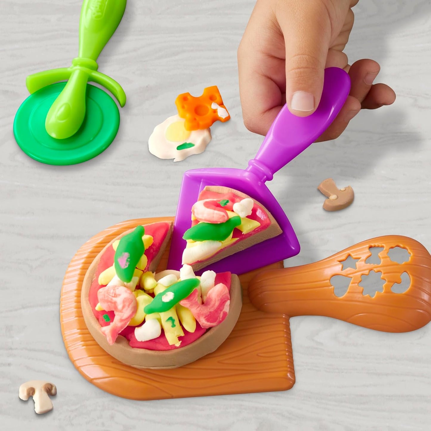 Play-Doh Kitchen Creations Pizza Oven Playset by Hasbro