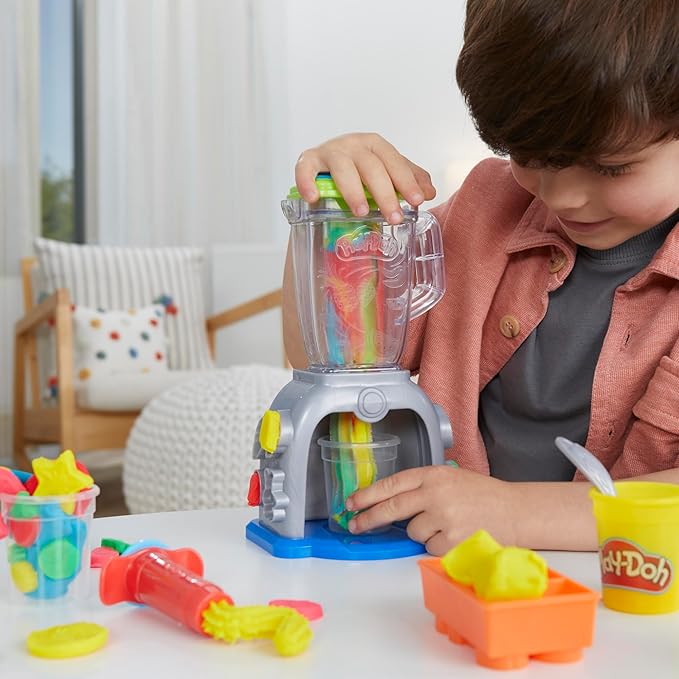 Play Doh Swirlin' Smoothies by Hasbro