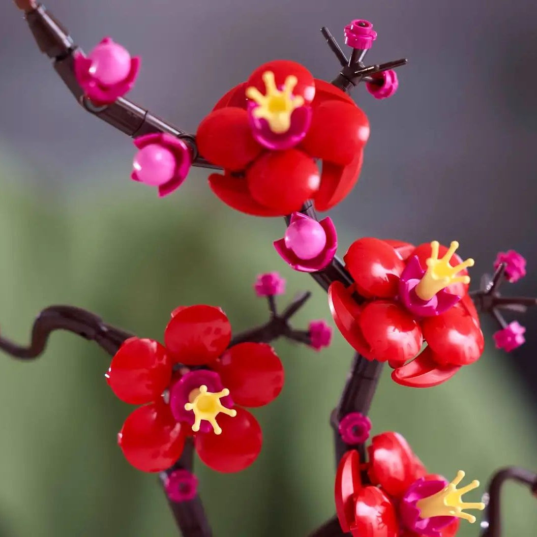 LEGO Plum Blossom (10369) by LEGO