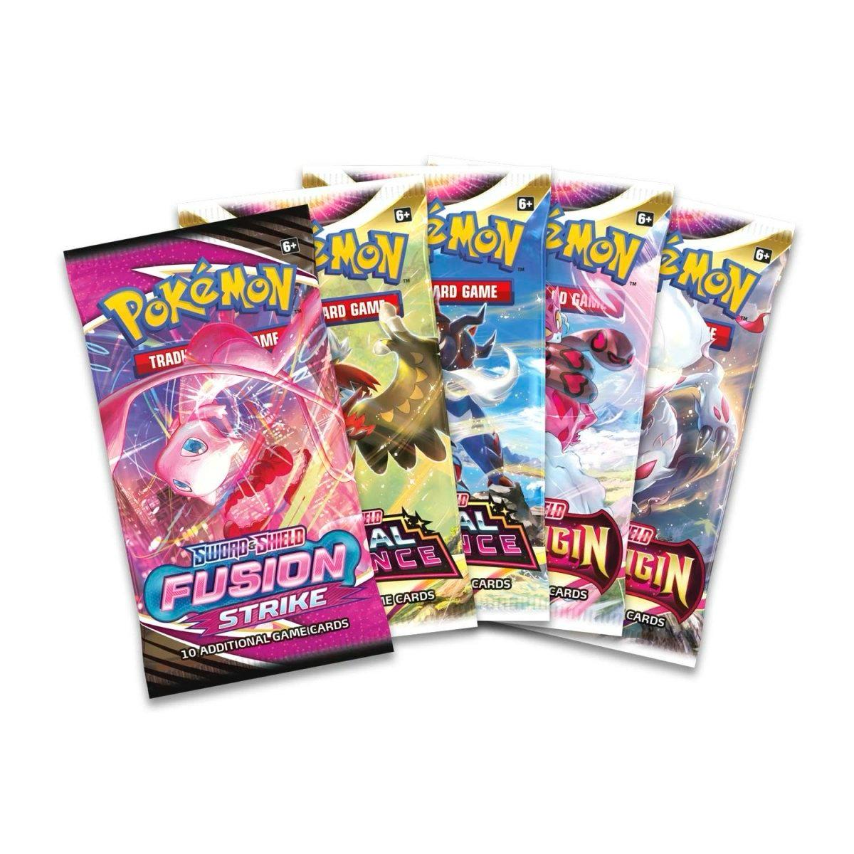 Pokemon Collectors Chest by The Pokémon Company