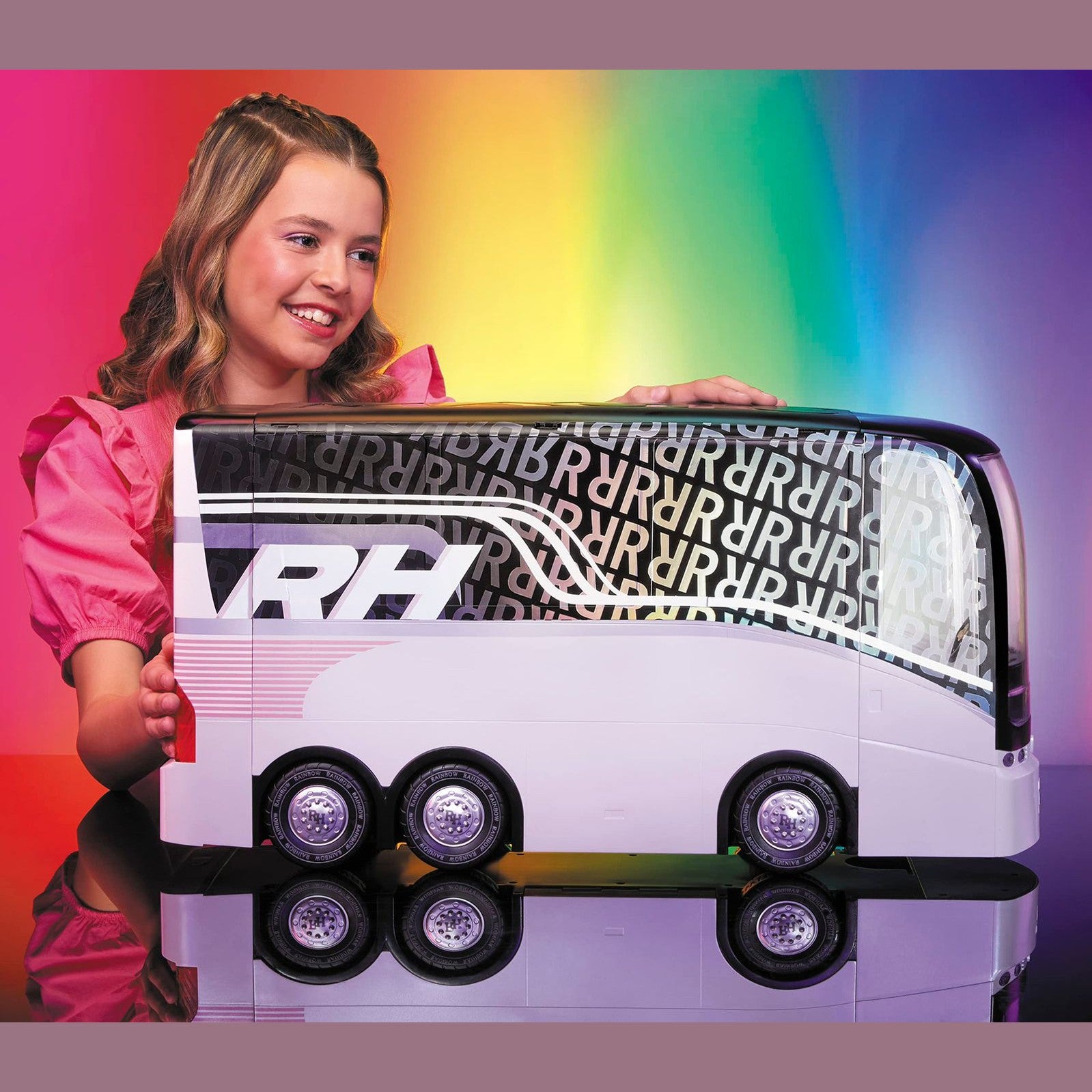 RAINBOW HIGH WORLD VISION TOUR BUS & BUS by MGA Entertainment