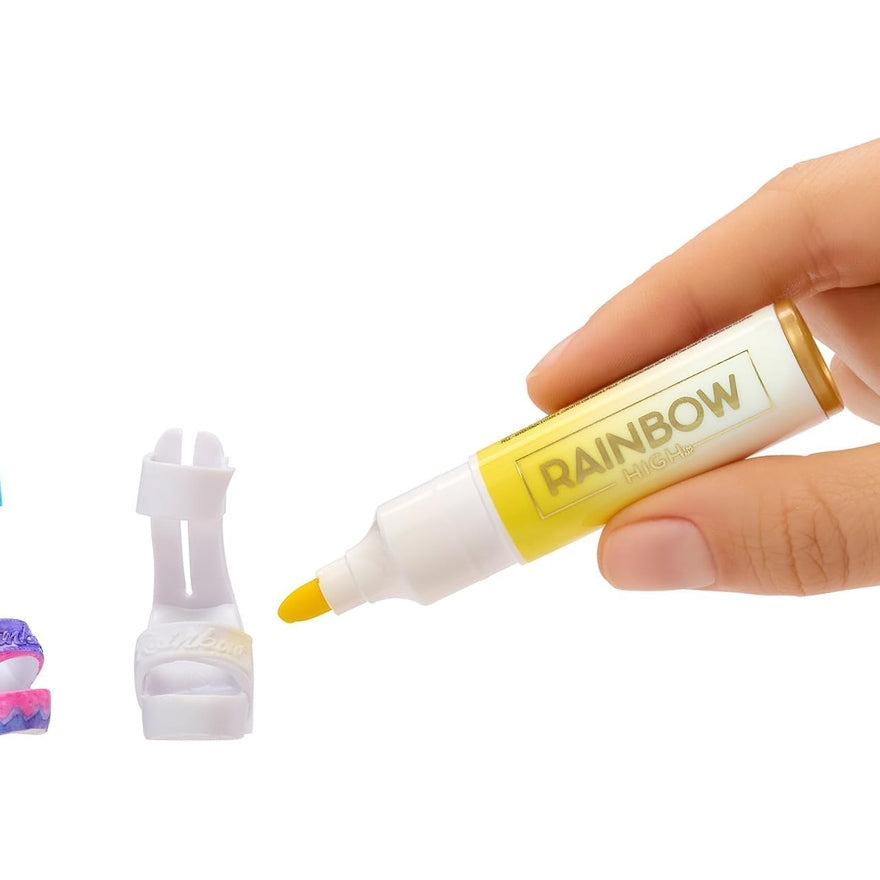 Rainbow High Air Brush & Create - GREEN EYES by MGA Entertainment