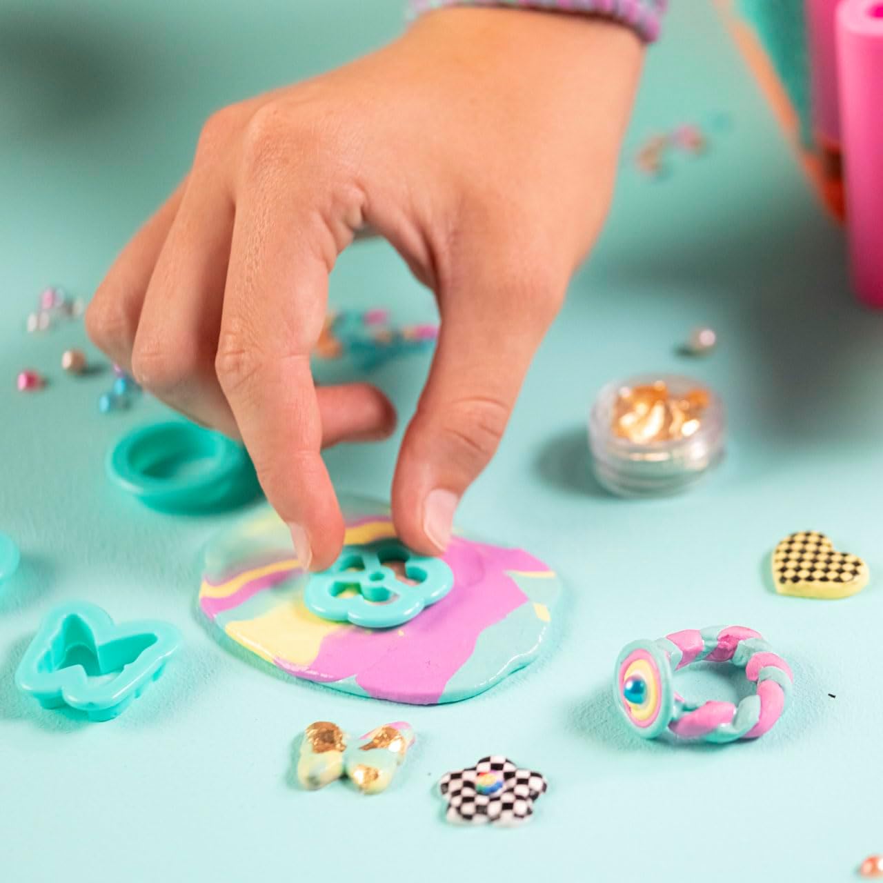 Style 4 Ever Magic Clay Jewellery Factory by Canal Toys