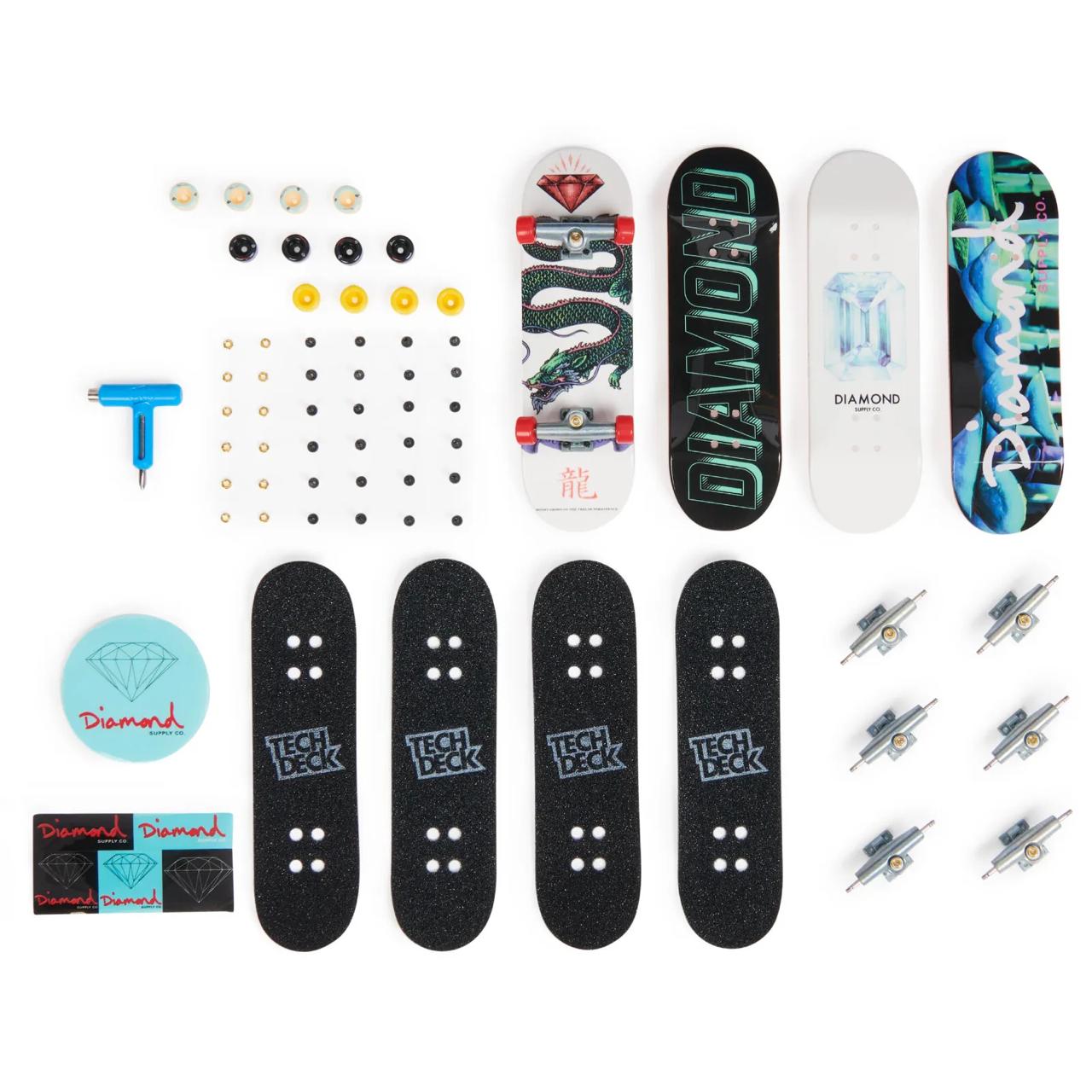 Tech Deck Fingerboard Pack of 4 with Accessories