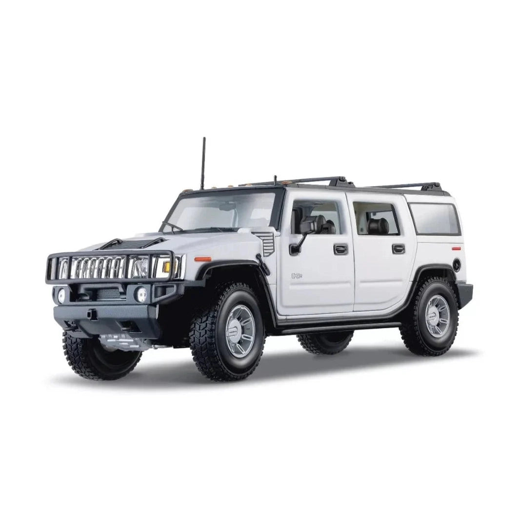 Hummer H2 1:24 Die-Cast Car by CHE ZHI