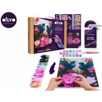 OKTO HUMMINGBIRDS IN LOVE